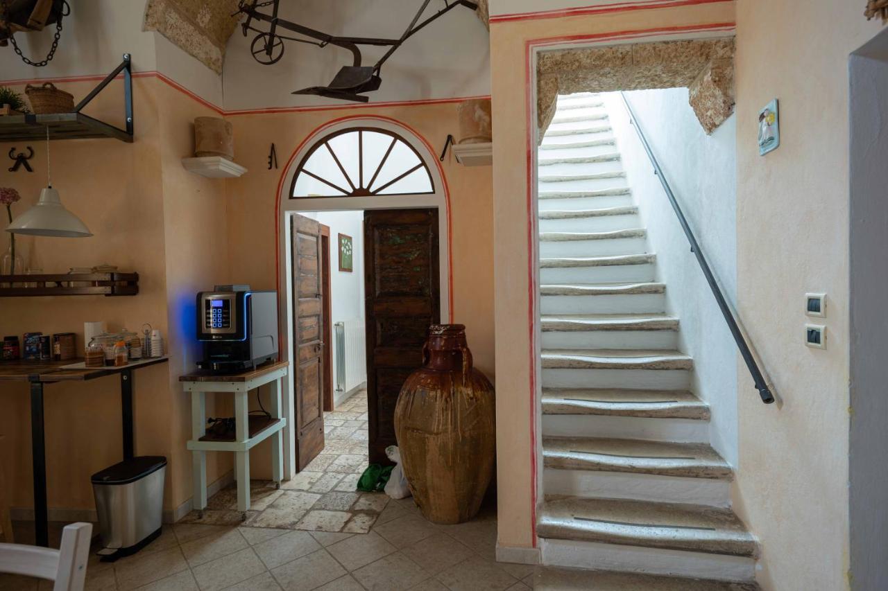 B&B Palazzo La Traja Gagliano del Capo Exterior photo